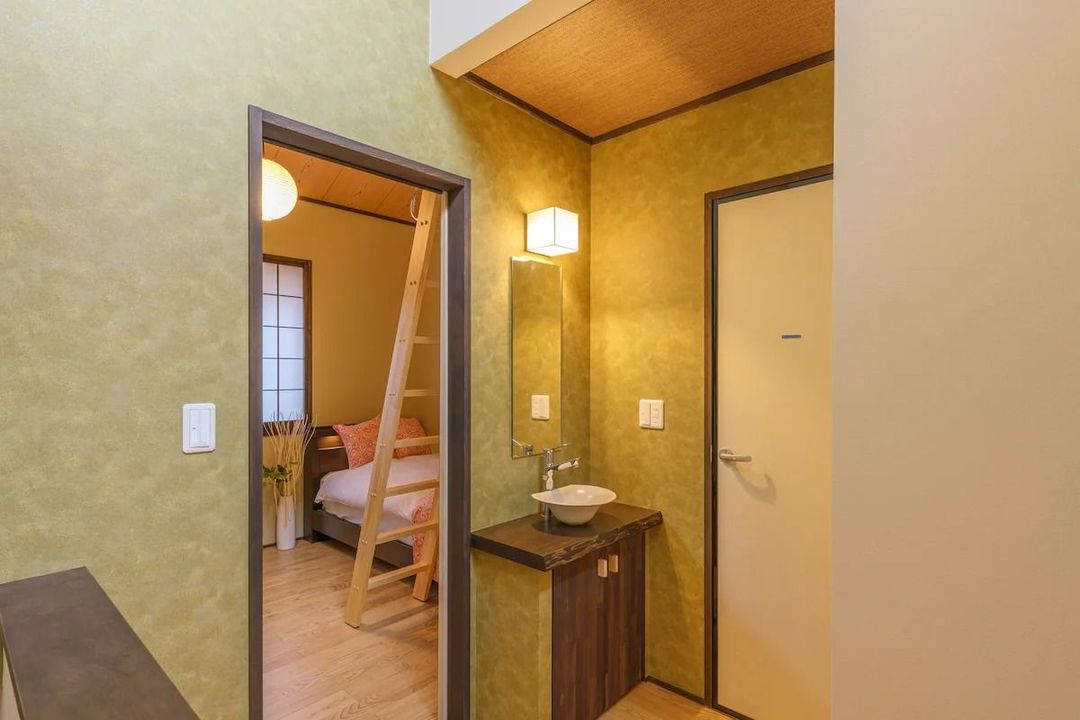8min walk from Asakusa/Stroll along the Sumida River / 2LDK/1.5UB / 60㎡, Max 6pax / 2-story Japanese-style villa (with loft)
