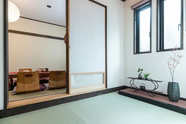 薬局,スーパーまで徒歩2分/駅まで薬局,スーパーまで徒歩2分/駅まで8分/2LDK/1.5UB/73㎡ Max5人/庭付き戸建て-一棟貸し Max5名-10