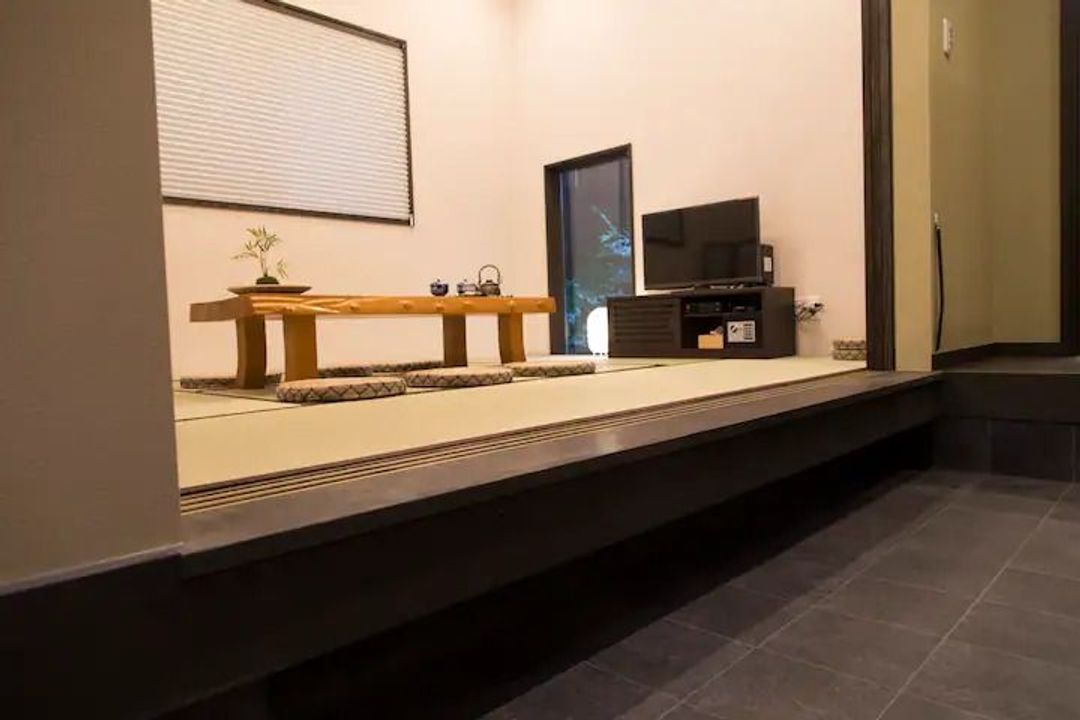 5min walk to Asakusa/ 2BR, 1LR/2 toilets, 1 bathroom/90㎡/Max 6pax/Japanese-style villa