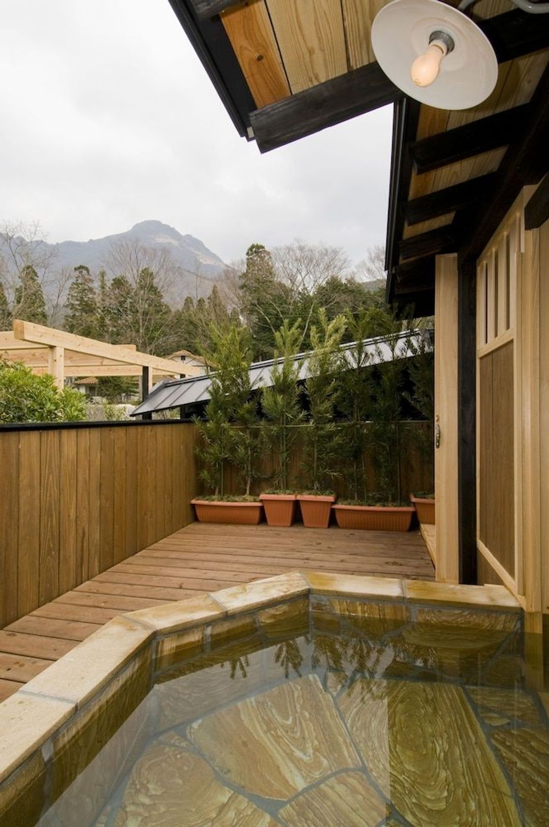 Yufuin Onsen Kaede no Shoja