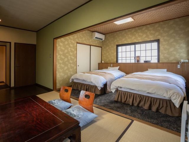 由布院溫泉 螢之宿 仙洞｜金鱗湖步行3分-和洋混合雙床房【不挑房】-1