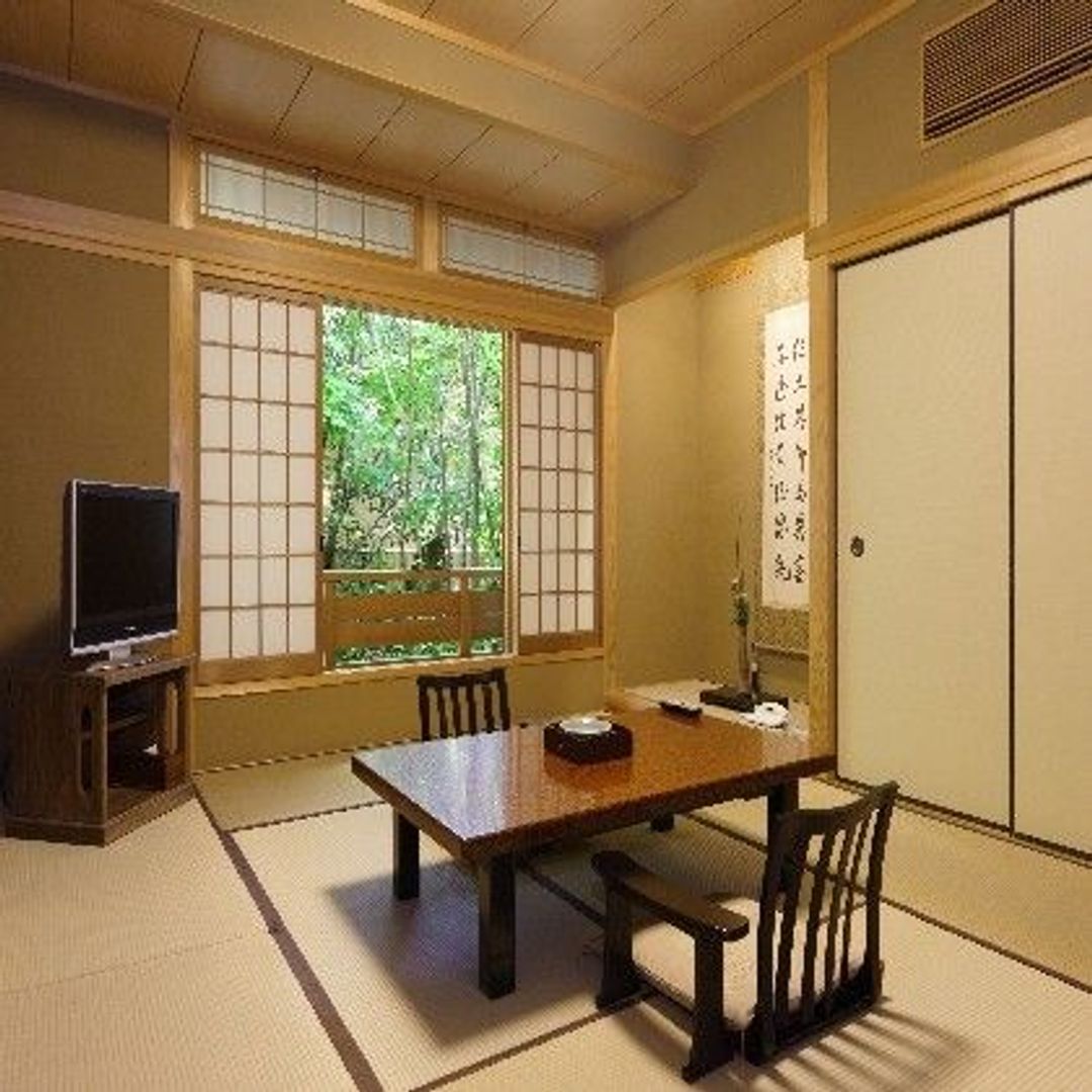 Yufuin Onsen Hinoharu Ryokan