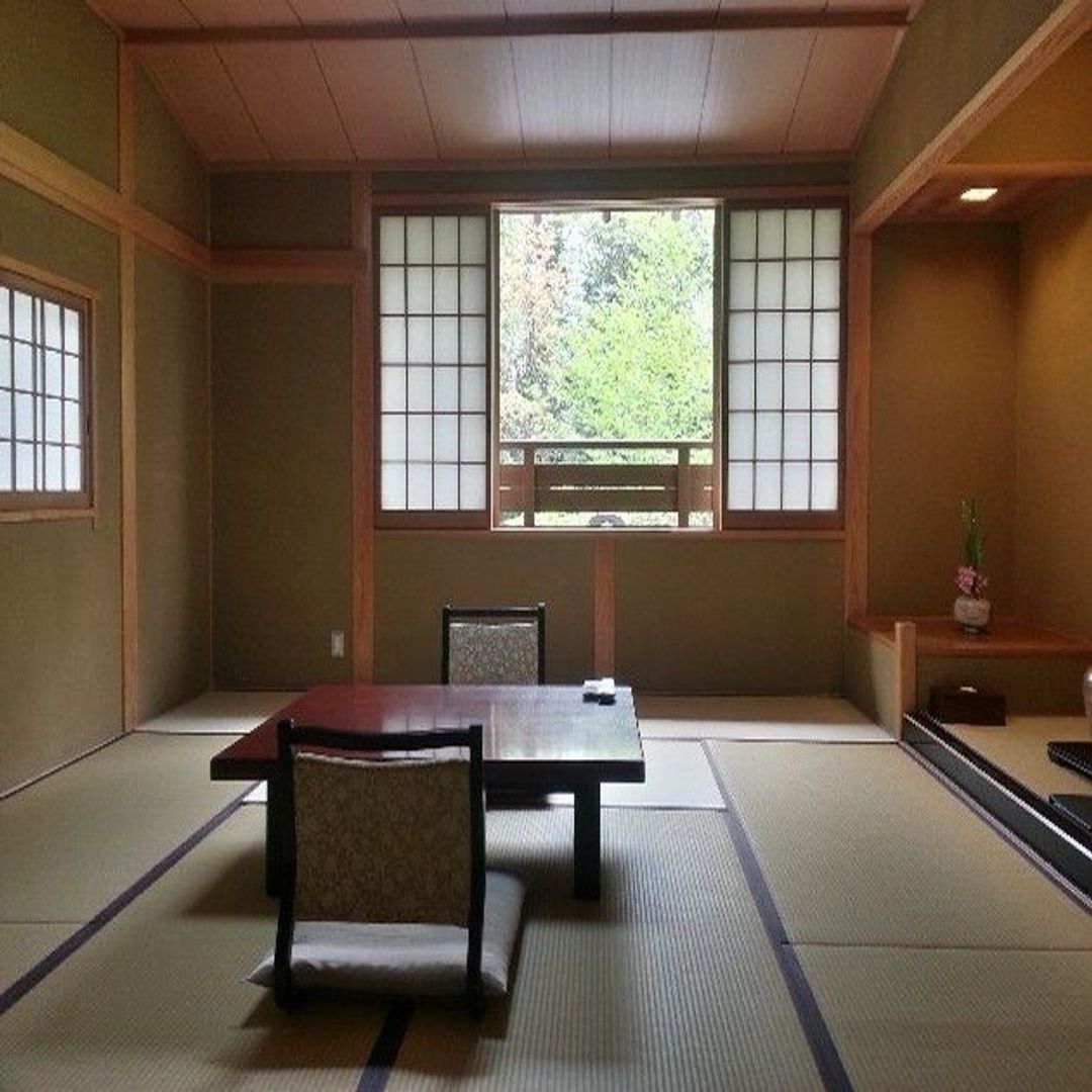 Yufuin Onsen Hinoharu Ryokan