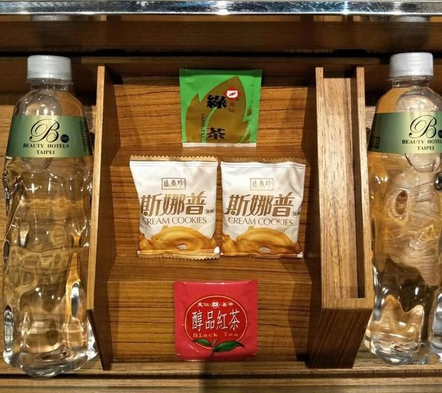 昇美精品旅店-標準雙床房（部分無窗、電梯）-4