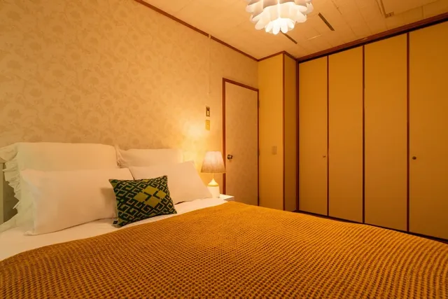 Bedroom2