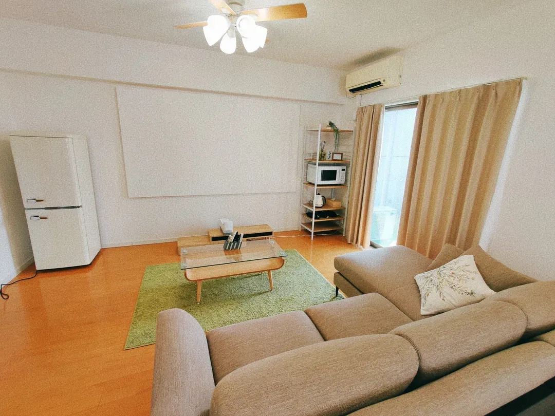 A 5-minute walk to Hakata Station! There is a super-discount parking lot on the premises! Luxury stay on the top floor! River Sky Hakata