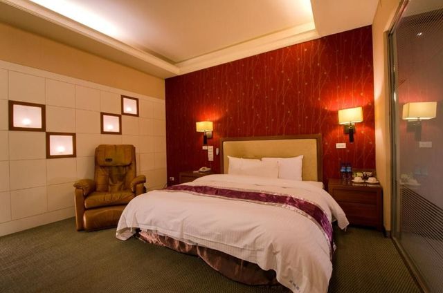 Wogo Hotel-Romantic Double Room-2