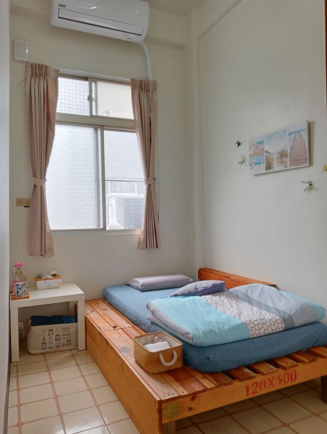 LAWA  HOUSE-#Only accepts young travelers aged 18-35#-Single Room for Female (shared bathroom)-1