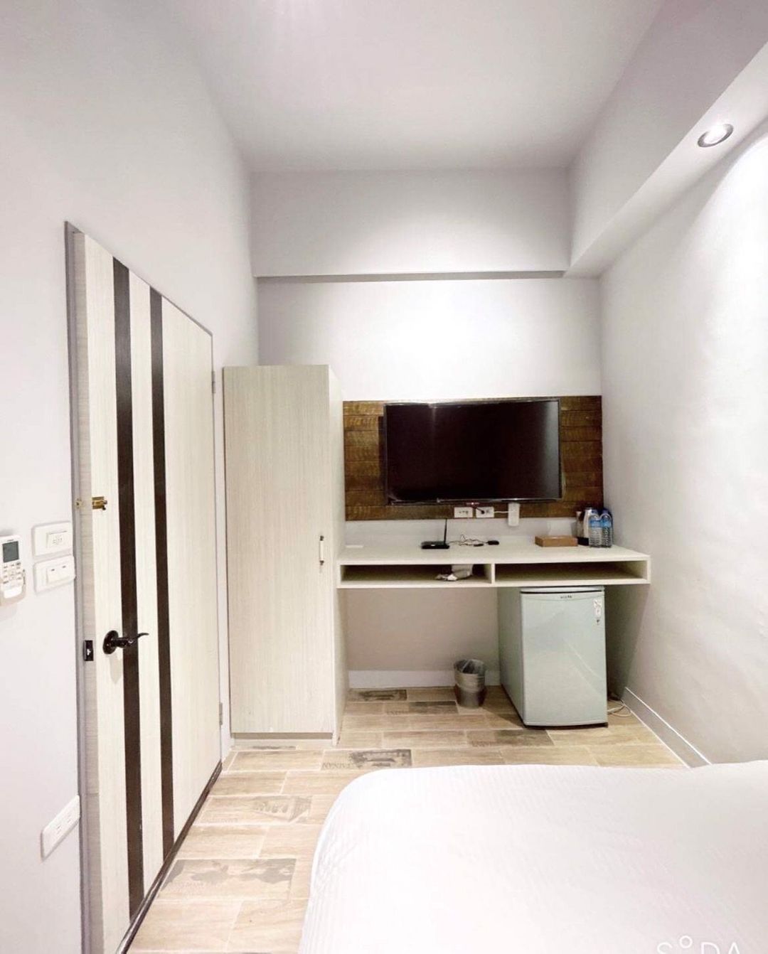 Champs Elysees B&B