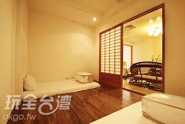 TaiHu Hotel in Sun Moon Lake-Lake view and the wind eight-room-5