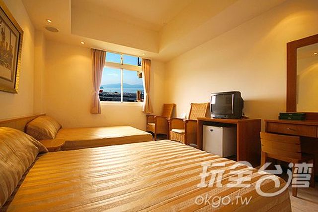 TaiHu Hotel in Sun Moon Lake-Lakeview Classic Quadruple Room-2