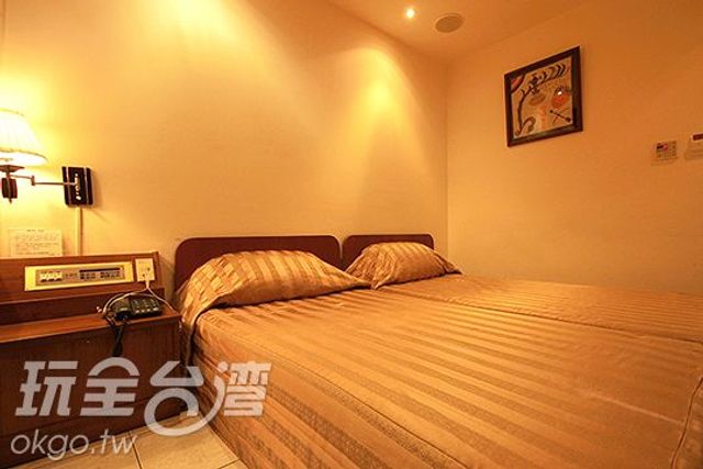 TaiHu Hotel in Sun Moon Lake-Twin Room/Double Room without window-1