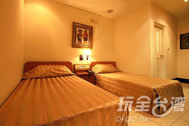 TaiHu Hotel in Sun Moon Lake-Twin Room/Double Room without window-5