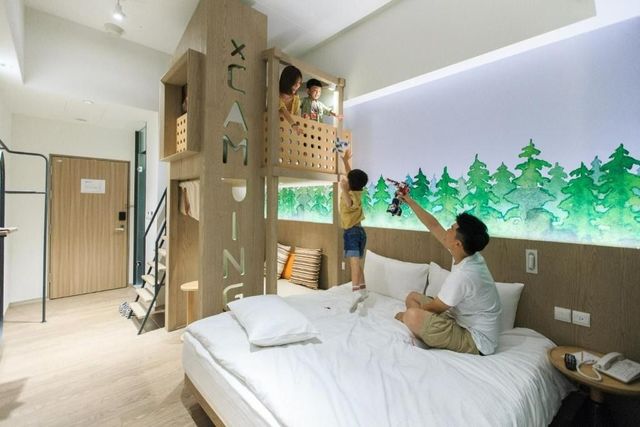 HOTEL PIN-Lelv Small Attic -2 adults 2 children-2