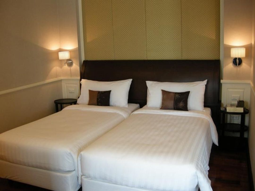 Aurum The River Place