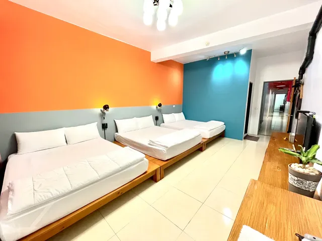 스너그 나인  (SNUG·NINE (S·9)-Family Room-2