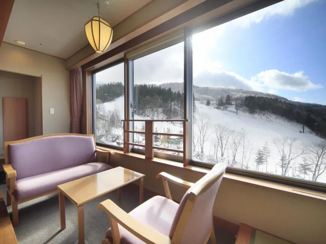 藏王國際飯店｜藏王溫泉/可租用雪具/山形站開車43分