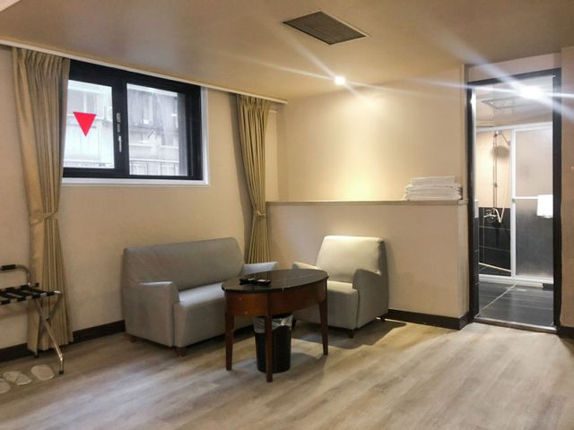同一大飯店-豪華四人套房-3