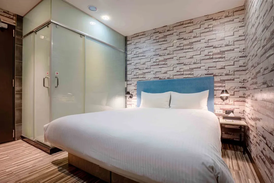 CHECK inn Taichung Ziyou