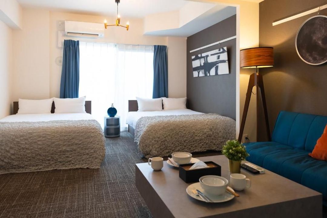 Tanimachi-kun・Hoshi Hotel・Ebisu Nishi