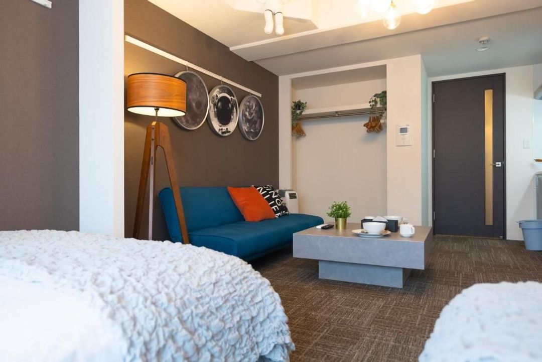 Tanimachi-kun・Hoshi Hotel・Ebisu Nishi