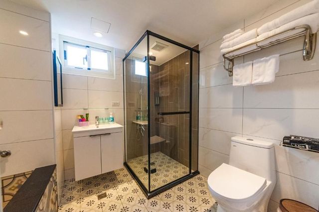 Toyfun Hotel ｜Luodong Night Market 5 minutes walk-409 Quadruple Room with Bath-5