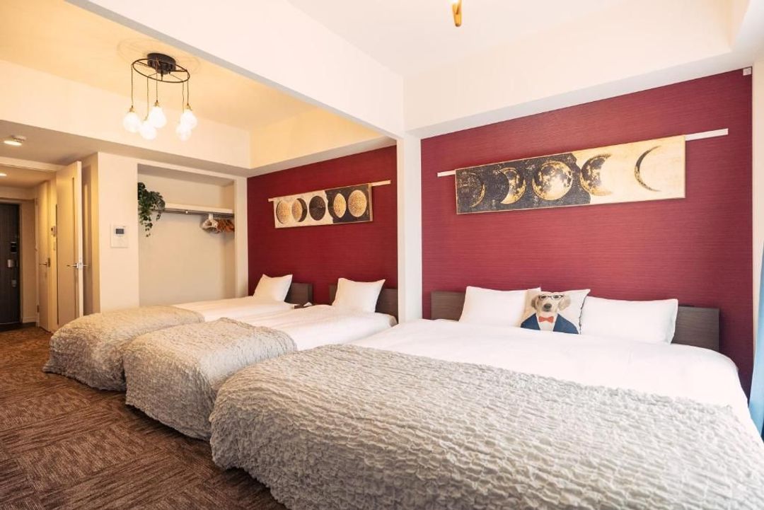 Tanimachi-kun・Hoshi Hotel・Ebisu Nishi
