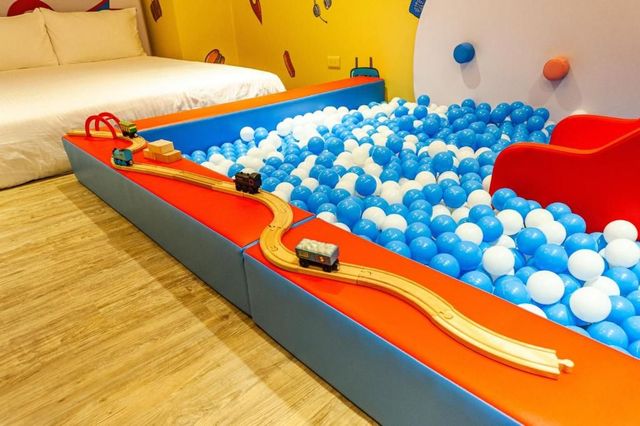 Toyfun Hotel ｜Luodong Night Market 5 minutes walk-403 Quadruple Room with Bath-5