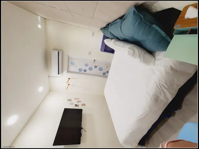 Stopover Inn-Economy Double Room "Don't Pick a Room"-4