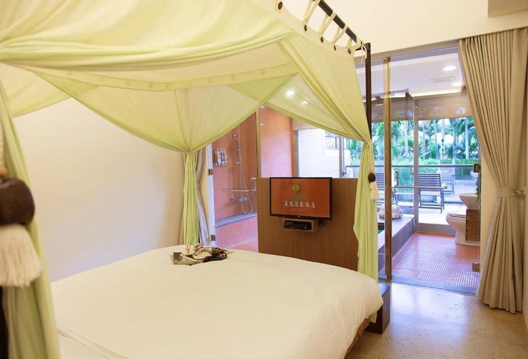 Luminous Hot Spring Resort & SPA