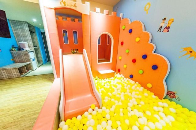 Toyfun Hotel ｜Luodong Night Market 5 minutes walk-405 Quadruple Room with Bath-11