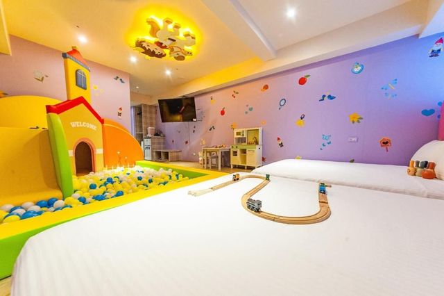 Toyfun Hotel ｜Luodong Night Market 5 minutes walk-408 Quadruple Room with Bath-5