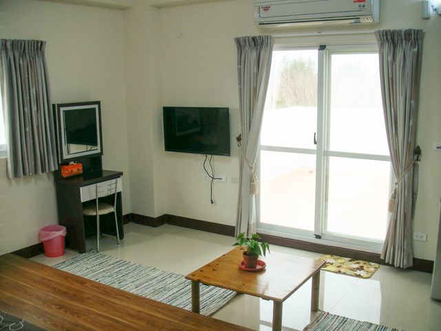 Jun Le B & B-Penthouse shop 201-4
