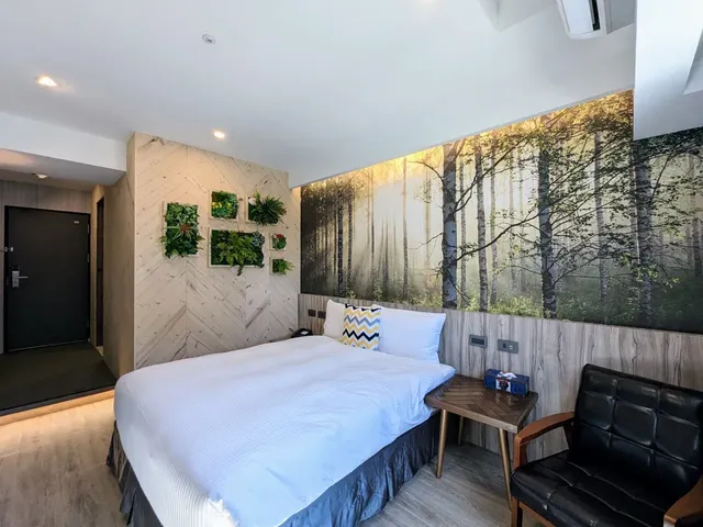 久窩行旅 – 一中館-高級雙人房-附浴缸-2