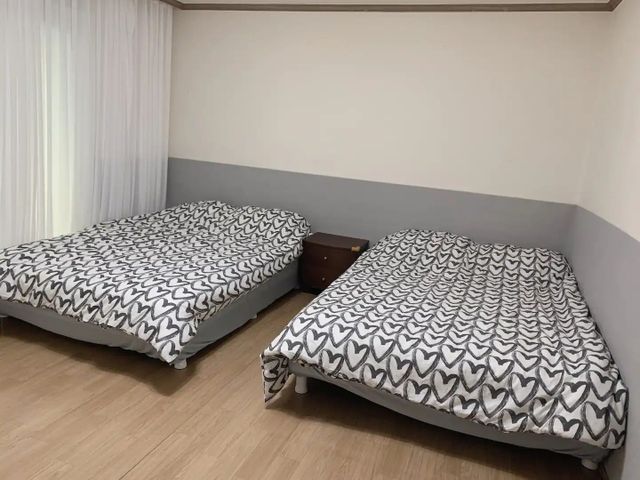 Minu House-10-Hongdae, 2 bathrooms, large house, 12 people, 3 floors, parking available-3