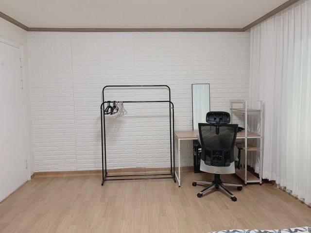 Minu House-10-Hongdae, 2 bathrooms, large house, 12 people, 3 floors, parking available-5