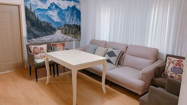 Minu House-10-Hongdae, 2 bathrooms, large house, 12 people, 3 floors, parking available-1