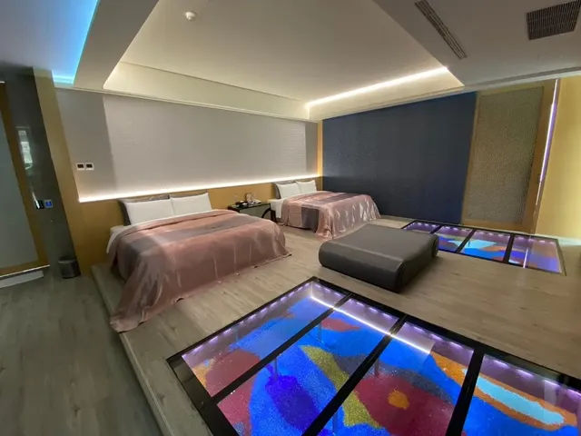 夏都精品汽車旅館-園景親子四人房（入住時間：21點）-2