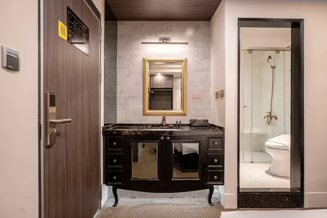 Dream Mansion Hotel-Standard Double Room-10