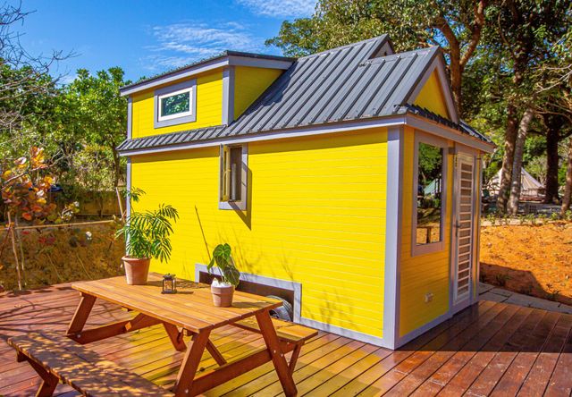 只今漫漫 里山露營｜一泊二食、露營烤肉趣好評優惠持續-【露營車】C區 漫淙淙｜溫馨木屋露營車(建議入住2大2小或3大)-7