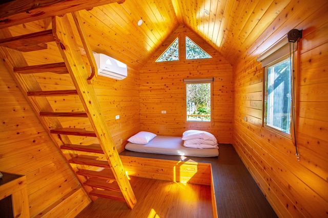 只今漫漫 里山露營｜一泊二食、露營烤肉趣好評優惠持續-【露營車】C區 漫淙淙｜溫馨木屋露營車(建議入住2大2小或3大)-3