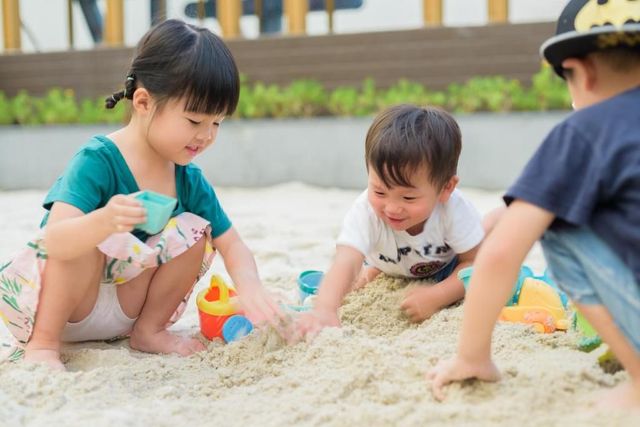 夏都城旅安平館｜多項親子設施-標準無窗雙人房-5