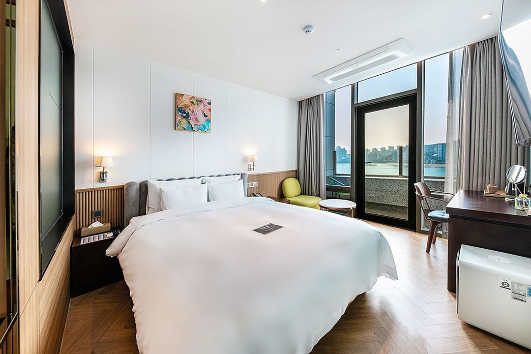 H Avenue Hotel Gwangalli Beach