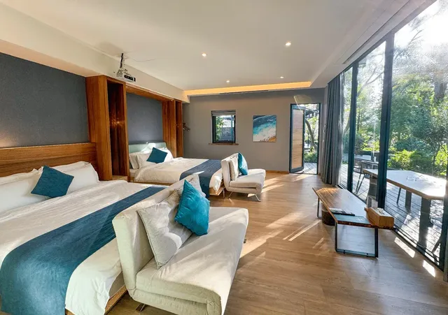 빌라 로하비 VILLA LOHERB-A Villa Island Quad Room-2