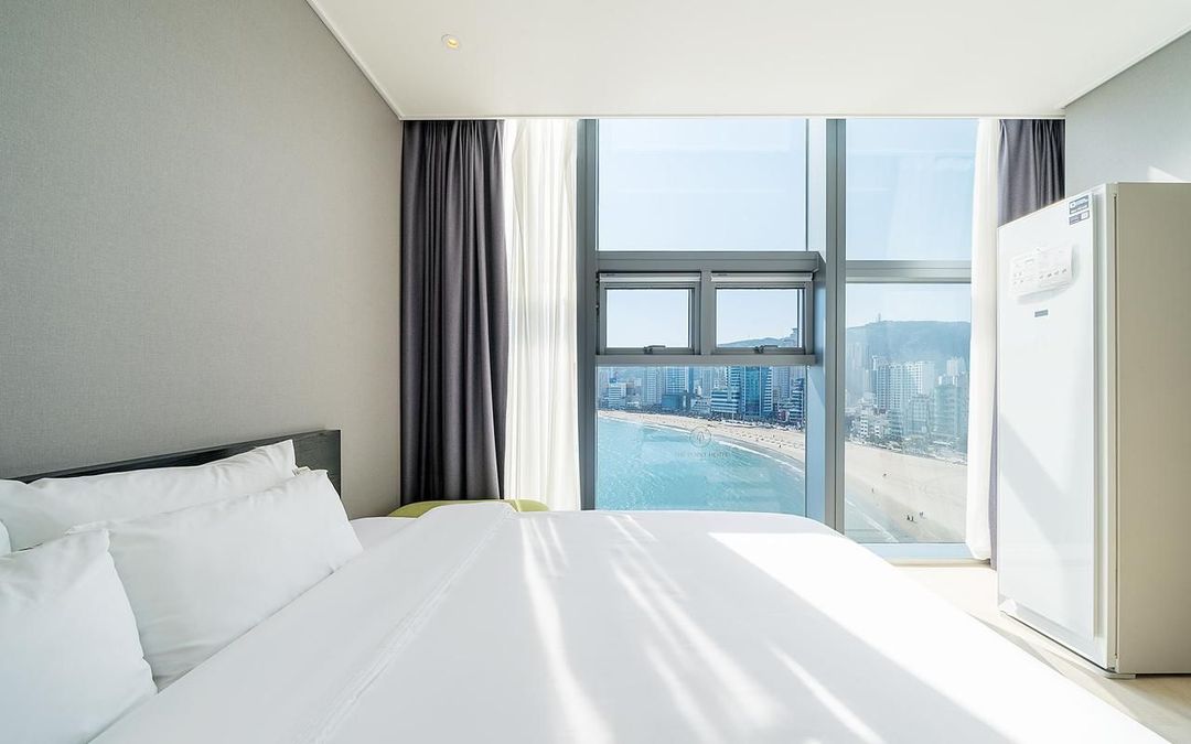 Ocean the point Hotel
