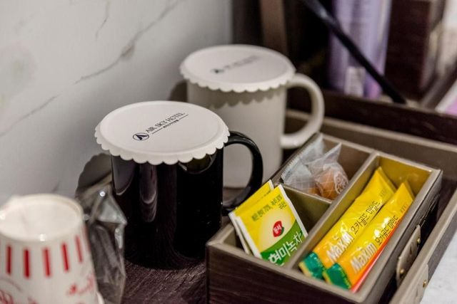 釜山空中酒店｜緊鄰輕軌機場站-標準雙人房-9