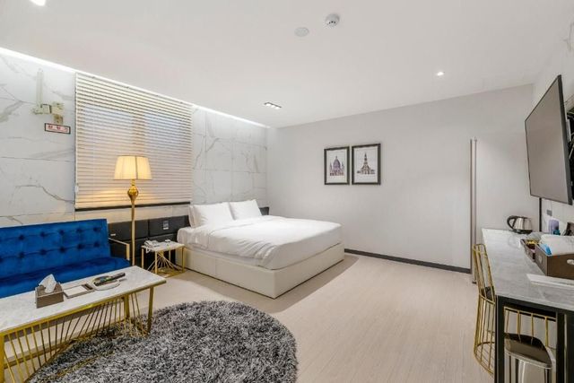 釜山空中酒店｜緊鄰輕軌機場站-標準雙人房-1