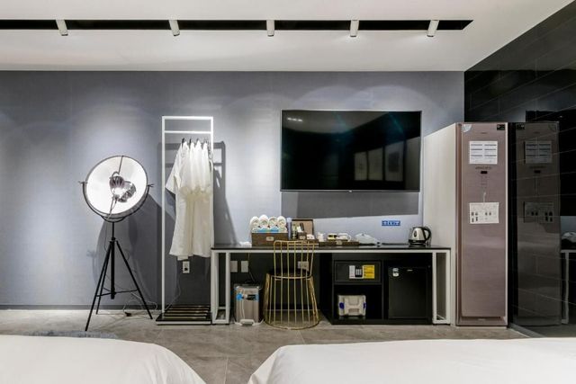 釜山空中酒店｜緊鄰輕軌機場站-經典三人房-5