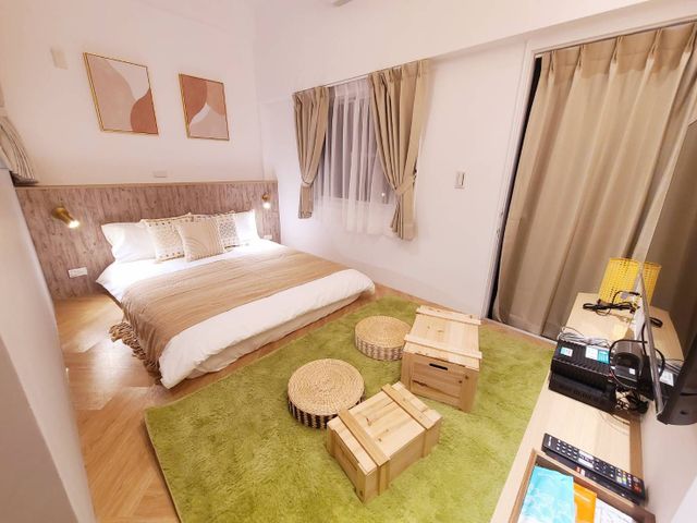 沿森漫島 Sleep Inn｜可12-17人包棟、近台南孔廟/火車站、設有點心區/浴缸房型-奶茶綿綿雙人房-2