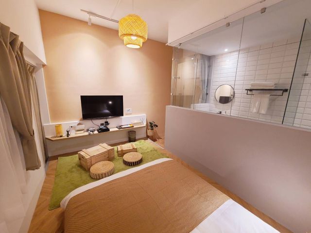 沿森漫島 Sleep Inn｜可12-17人包棟、近台南孔廟/火車站、設有點心區/浴缸房型-奶茶綿綿雙人房-3